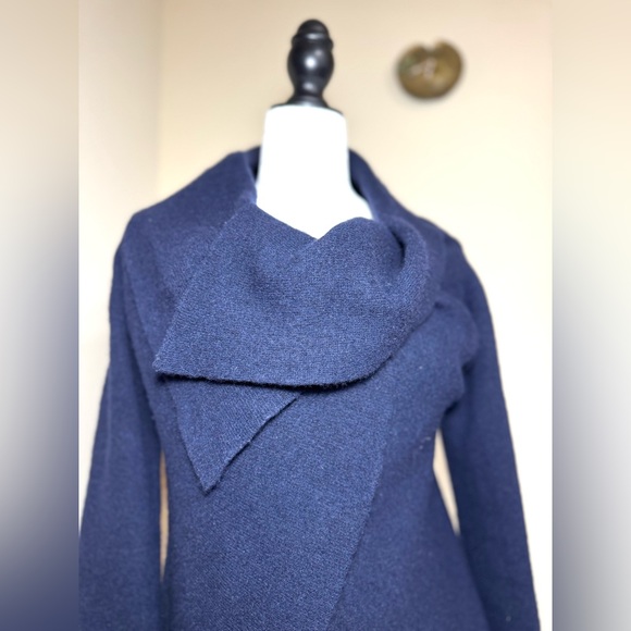 Chic Navy Blue Wrap Cardigan Asymmetric made in Italy - Picture 7 of 14